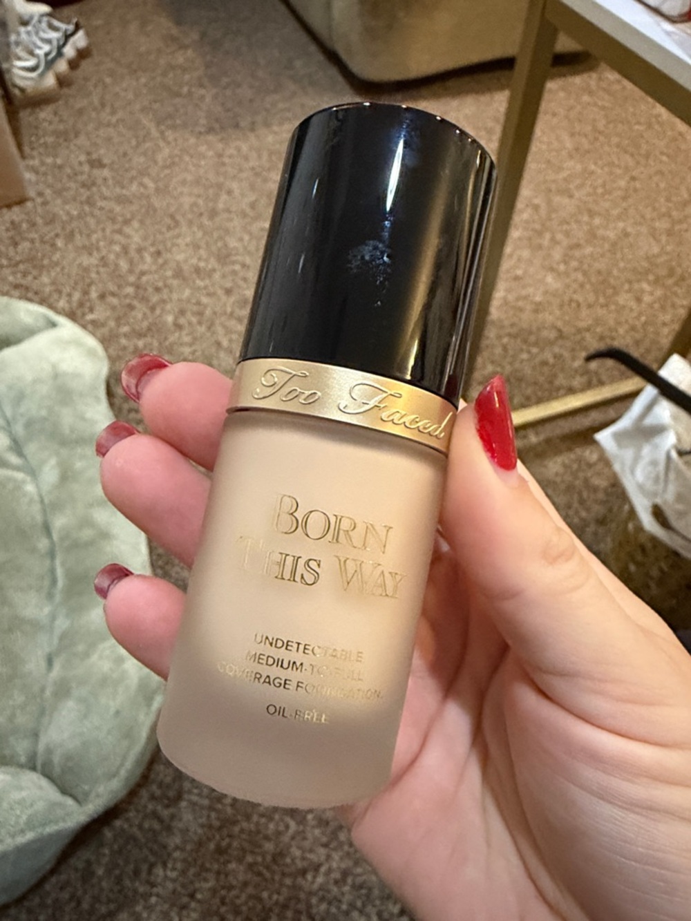 Too Faced Born This Way Foundation - SNOW